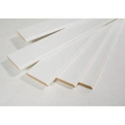 Lot de 5 plinthes médium en MDF arrondies peint blanc, 9 x 70 mm, L.2 m