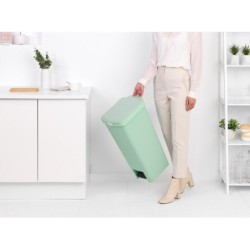 Poubelle à pédale en polypropylène, BRABANTIA,40 litres, vert jade